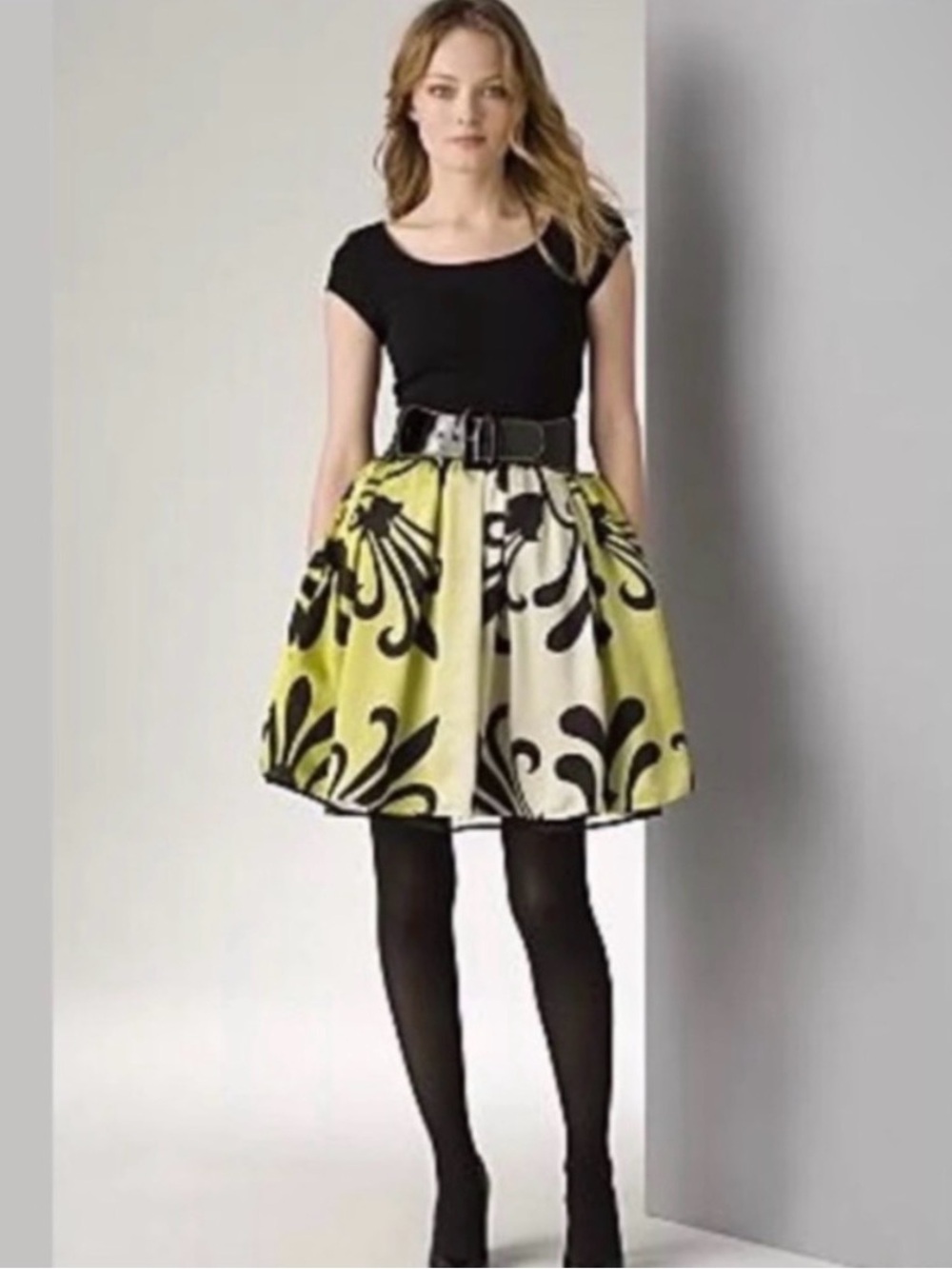 Alice + Olivia Black Bodice genuine, silk Lime Floral mini Dress